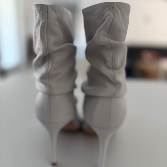 Gianvito Rossi White Slouchy Leather Ankle Boots - Picture 7 of 8